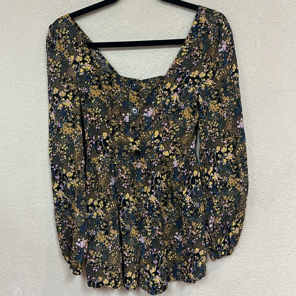 Urban Outfitters Black Floral Long Sleeve Romper size XS - Picture 3 of 7